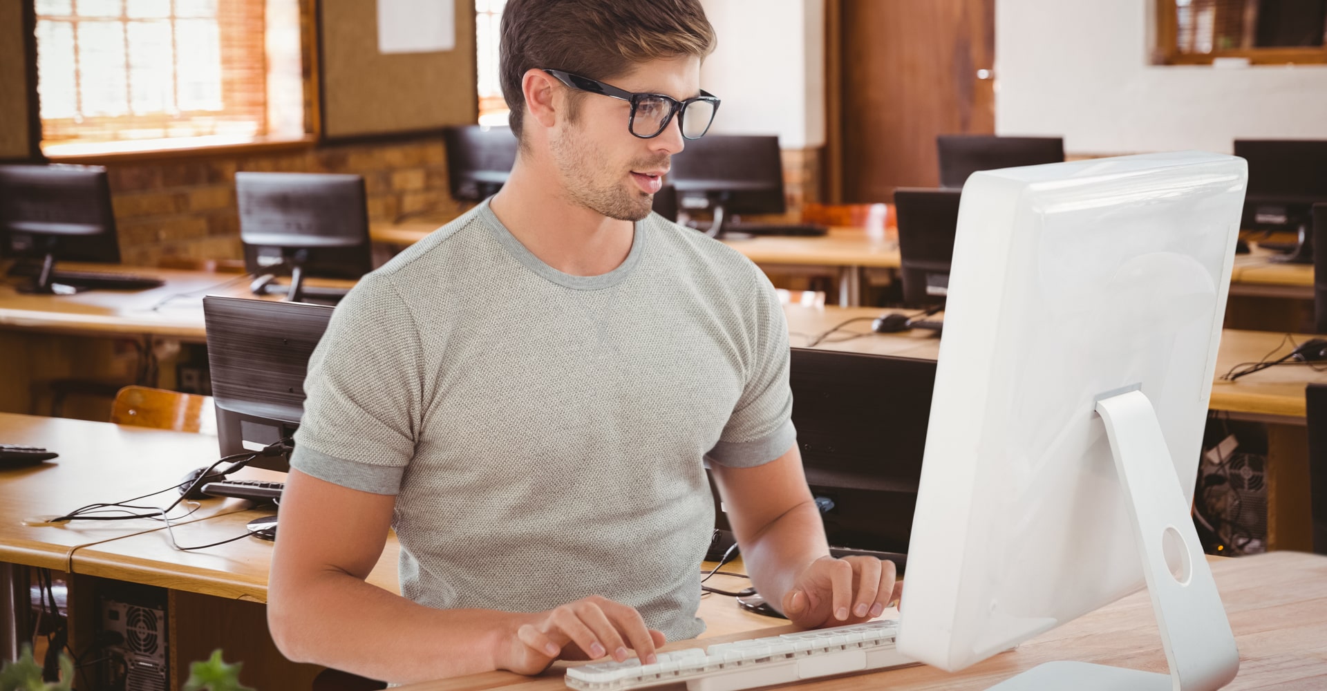 Top 5 Reasons to Learn Java Programming in the US | SynergisticIT