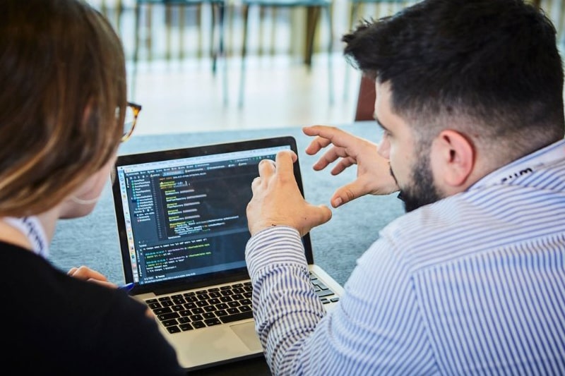 Reasons-to-choose-SynergisticIT-for-Python-Training